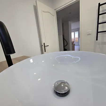Vue Avec Terrasse Calme & Confort Moderne Apartamento Le Grau-du-Roi
