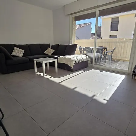 Apartamento Vue Avec Terrasse Calme & Confort Moderne Le Grau-du-Roi